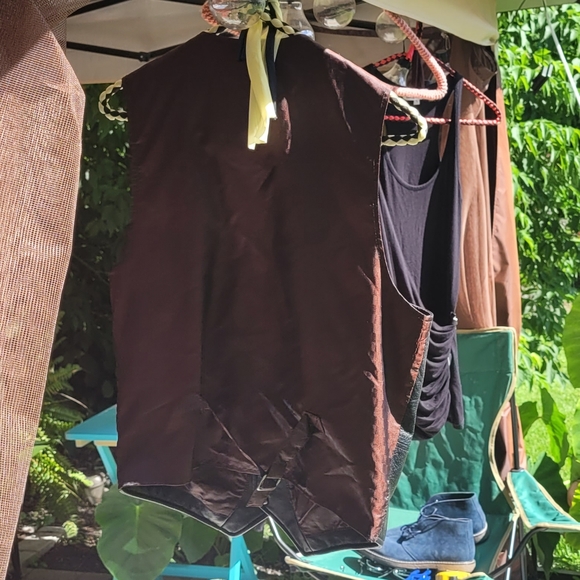 2x Pockets Leather Vest - Picture 6 of 7